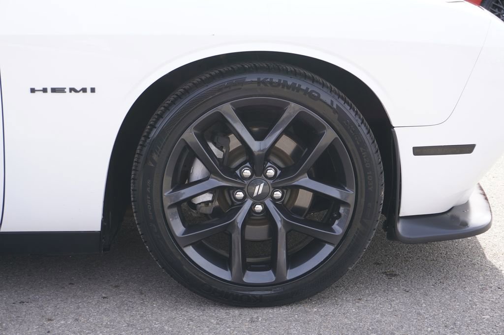 Used 2021 Dodge Challenger R/T w/ Blacktop Package image 13