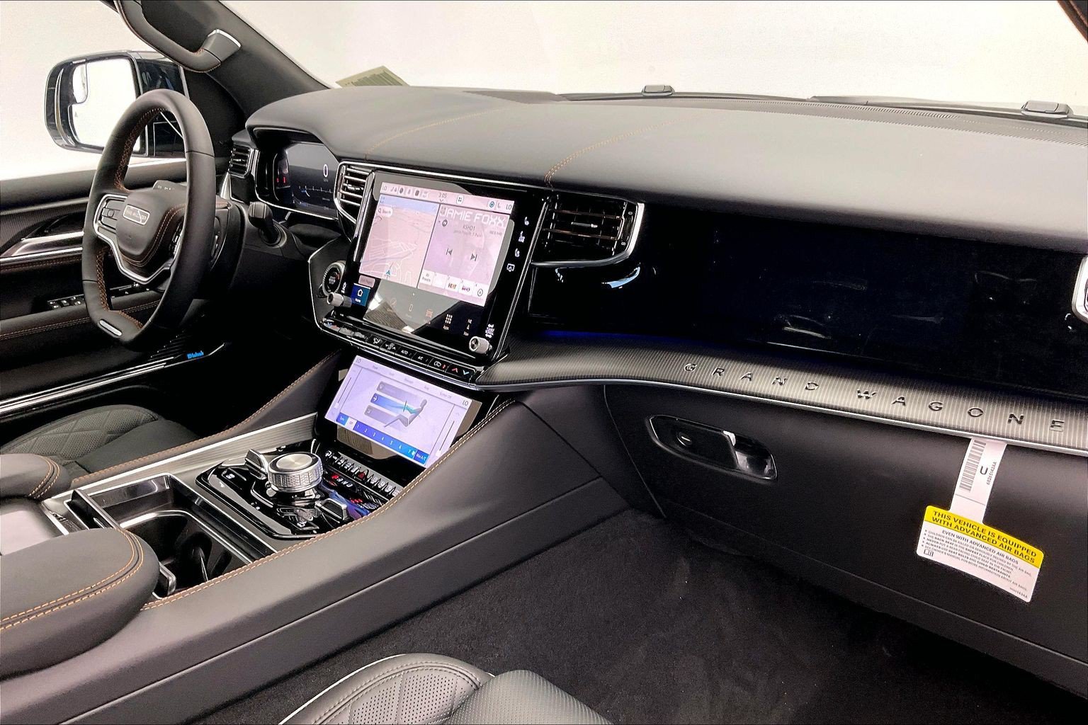 New 2026 Jeep Grand Wagoneer L Summit AWD/4WD image 6