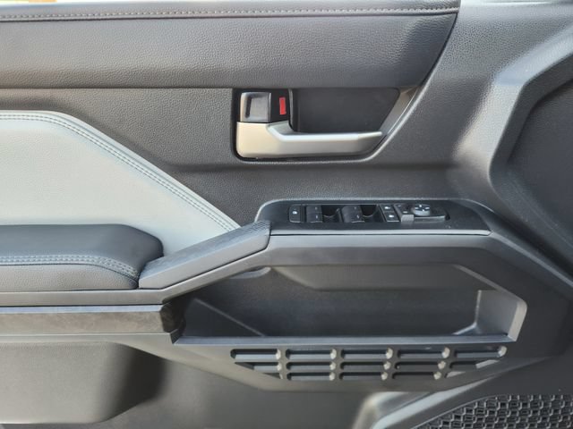 Certified 2025 Toyota Tacoma Limited AWD/4WD image 21