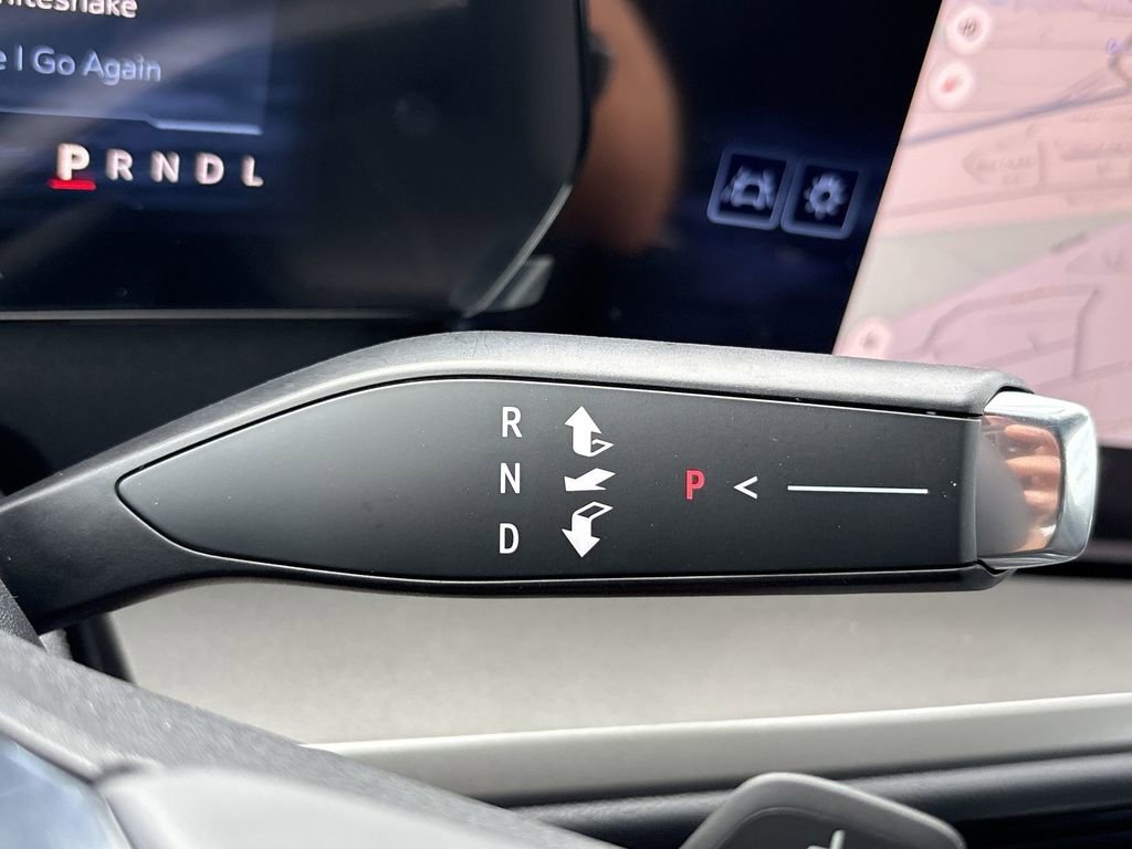 New 2026 Chevrolet Traverse LT image 18