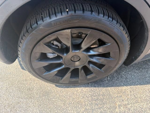 Used 2023 Tesla Model Y Long Range AWD/4WD image 35