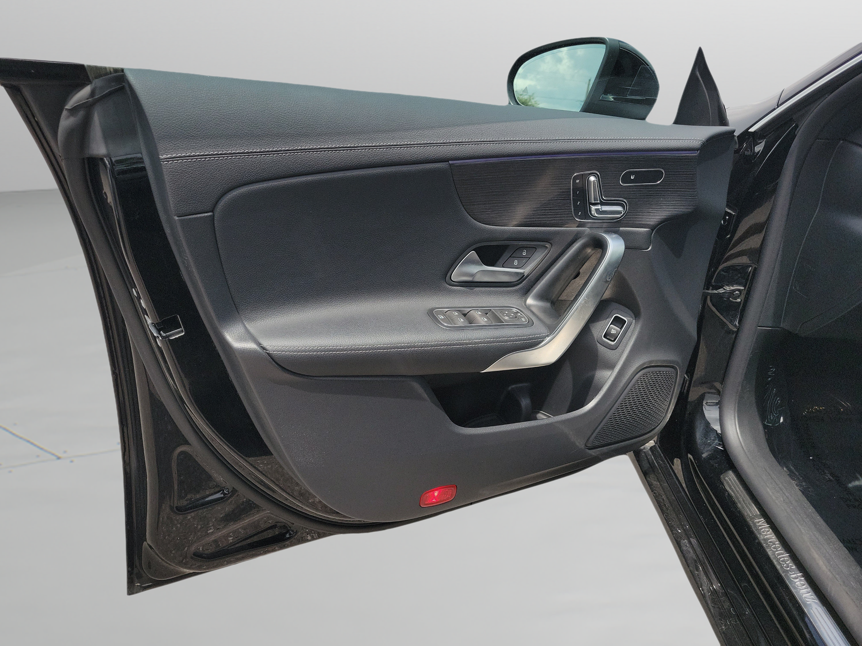 Certified 2023 Mercedes-Benz CLA 250 4MATIC image 19