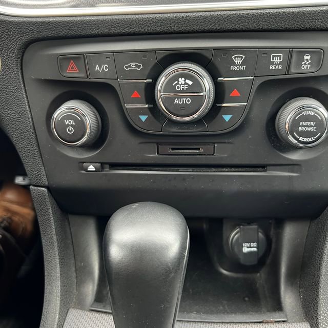 Used 2011 Dodge Charger Rallye image 22