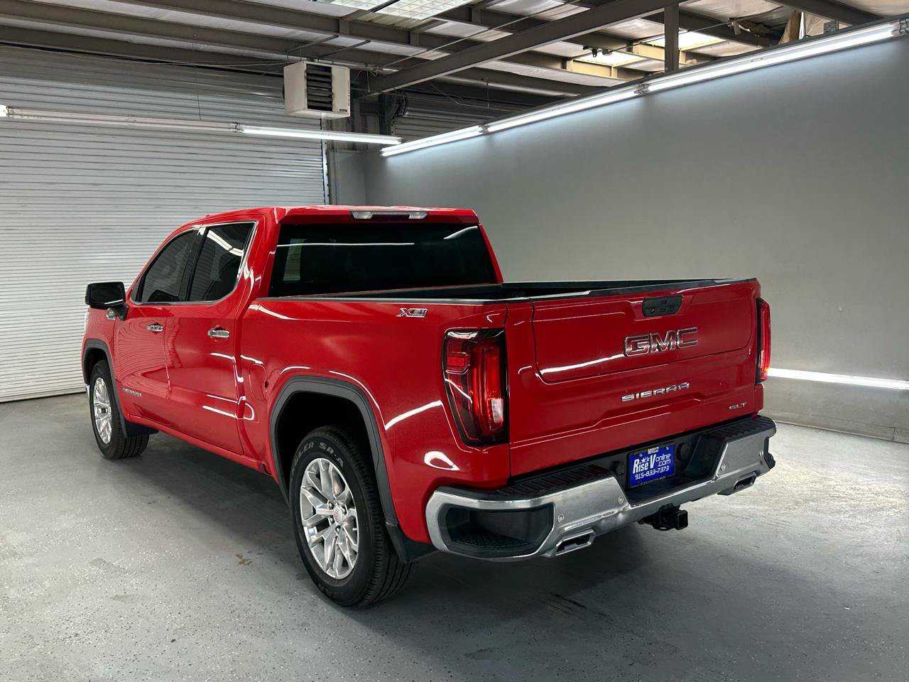 Used 2022 GMC Sierra 1500 SLT AWD/4WD image 8
