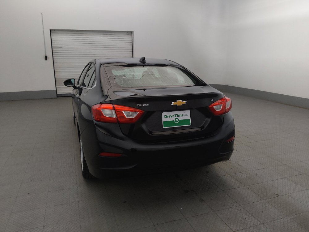 Used 2016 Chevrolet Cruze LT w/ Convenience Package FWD image 6