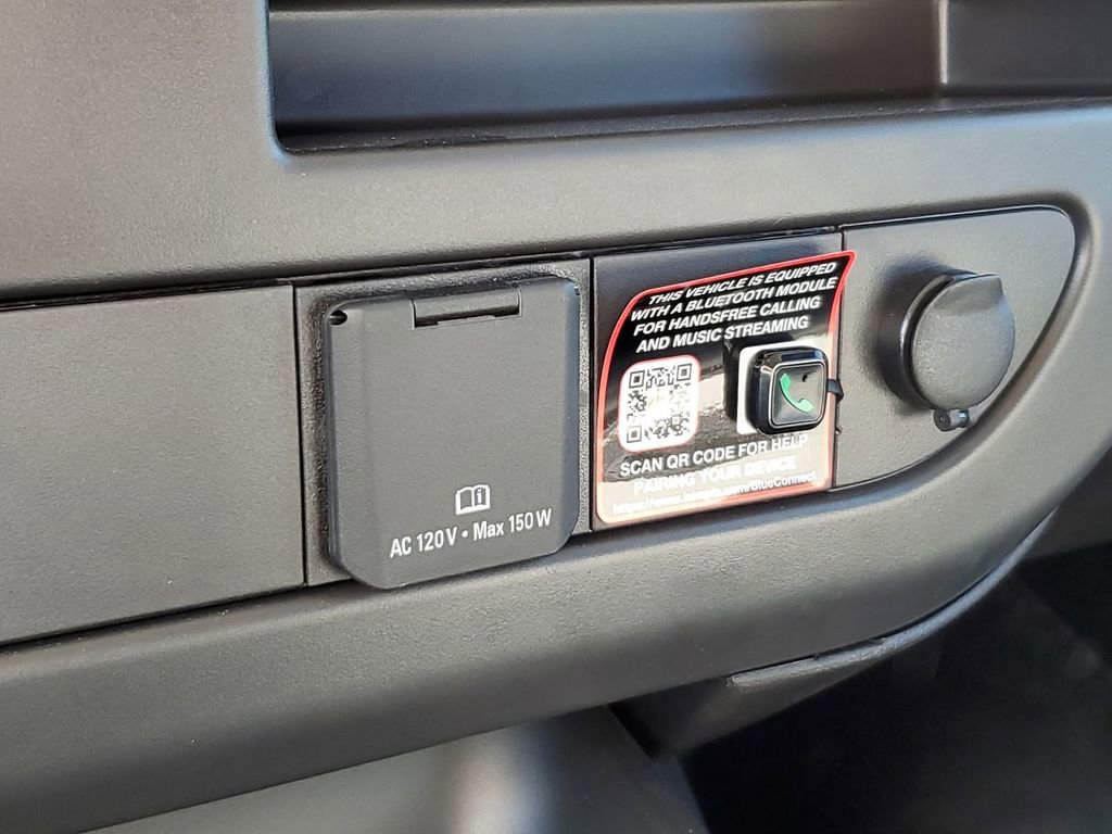 New 2025 GMC Savana 3500 Extended w/ Driver Convenience Package image 31