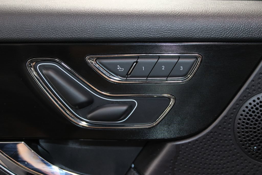 Used 2024 Lincoln Corsair FWD image 40