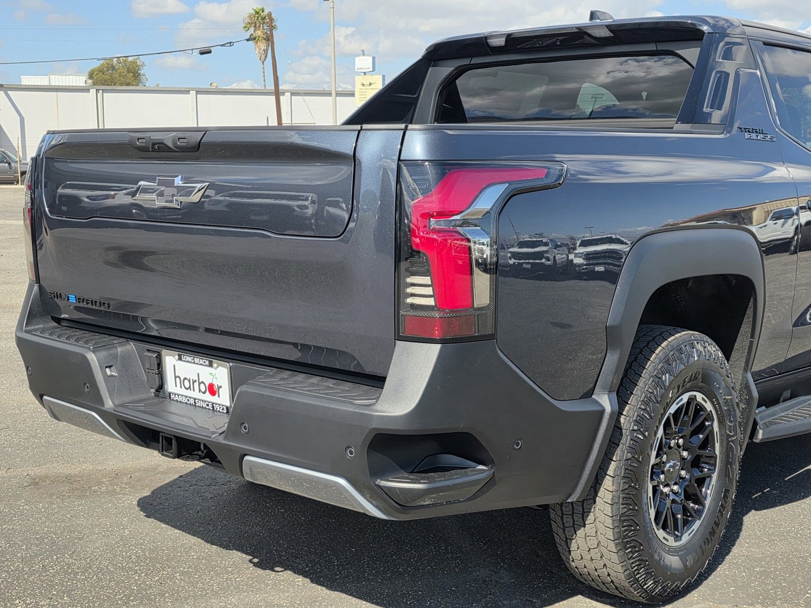 New 2026 Chevrolet Silverado EV Trail Boss w/ Premium Package image 13