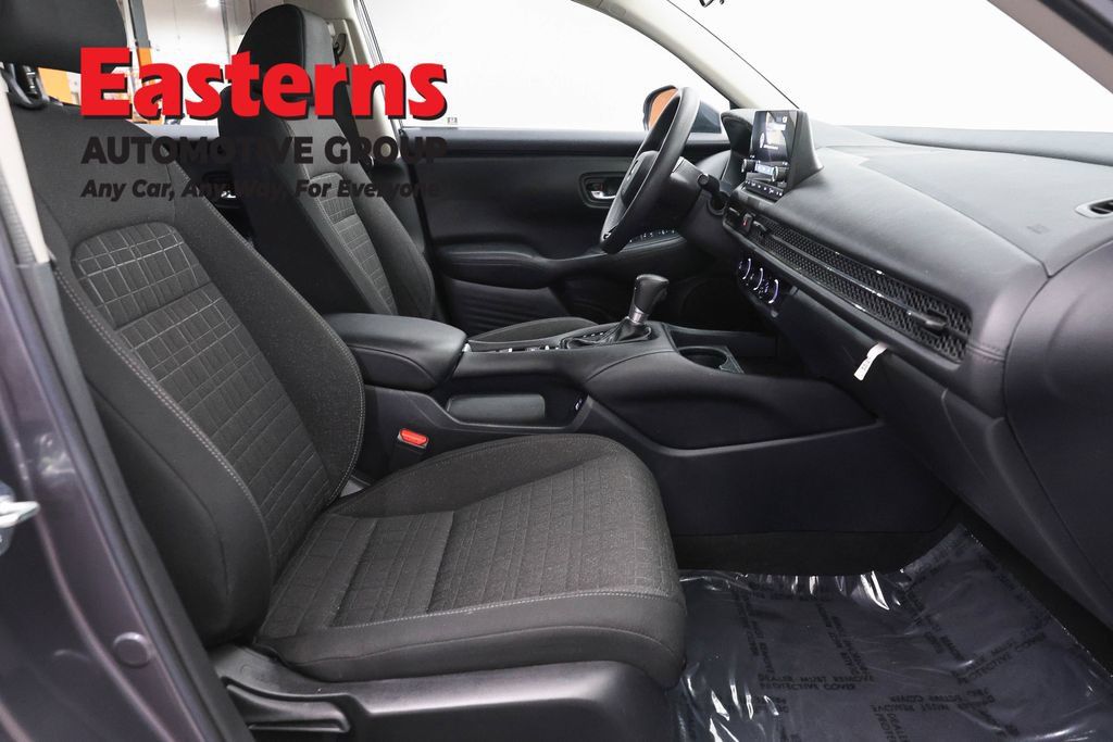 Used 2023 Honda HR-V LX image 22