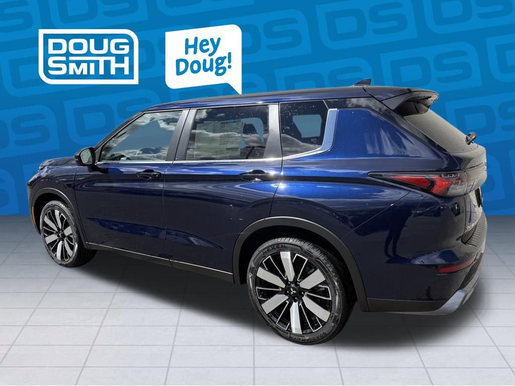 New 2026 Mitsubishi Outlander SE image 2