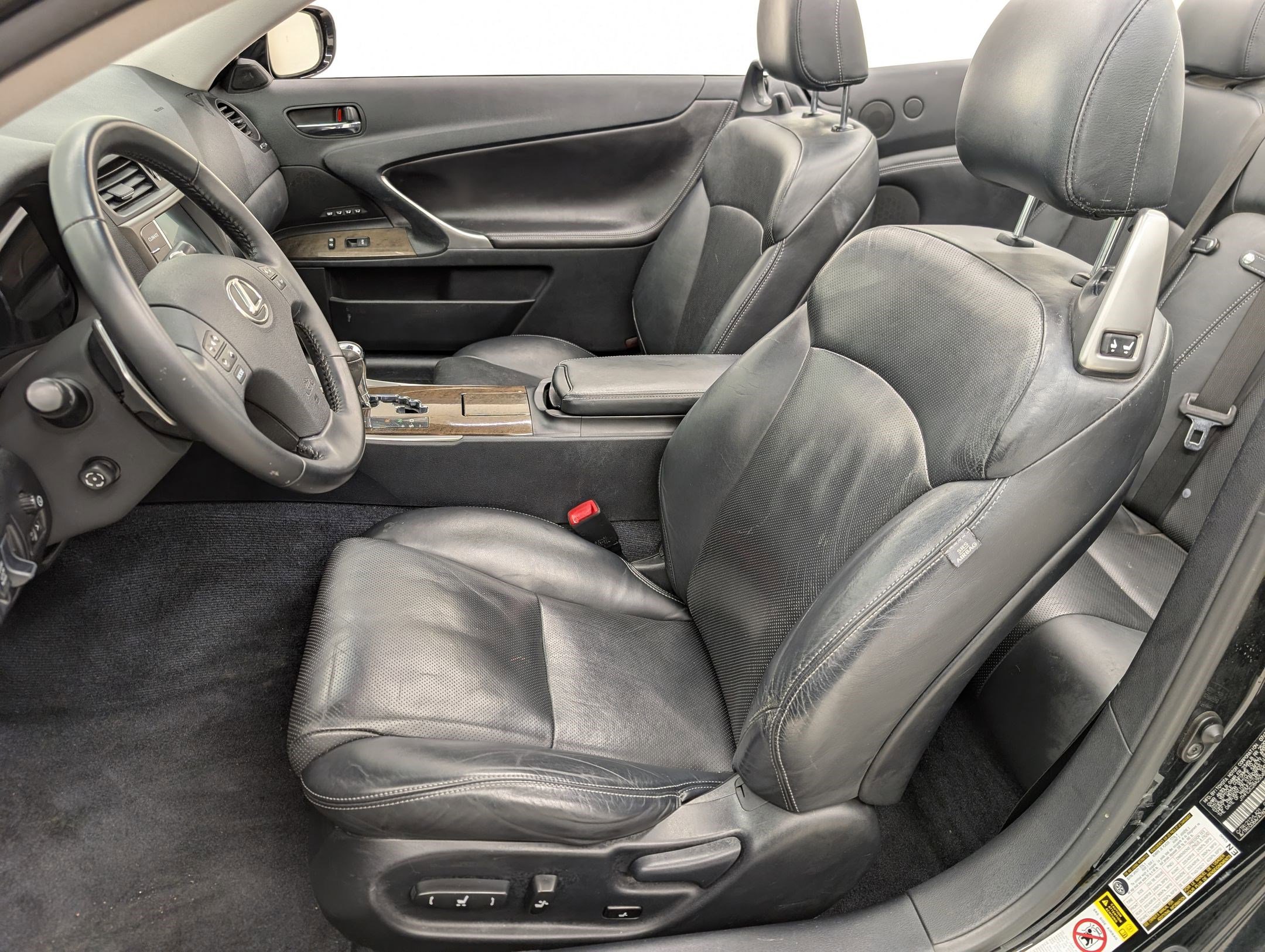 Used 2010 Lexus IS 350C image 5