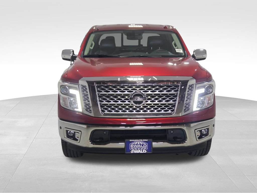 Used 2017 Nissan Titan SL AWD/4WD image 19