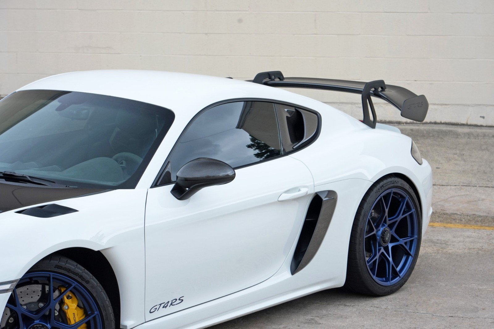 Used 2024 Porsche 718 Cayman GT4 RS w/ Weissach Package RWD image 55