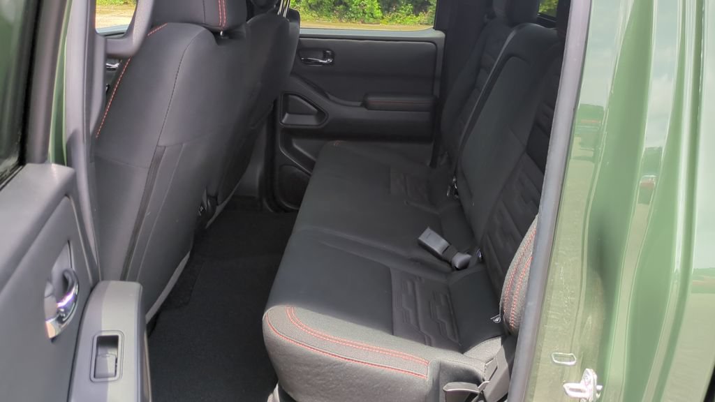 Used 2025 Nissan Frontier Pro-X w/ Pro Convenience Package RWD image 14