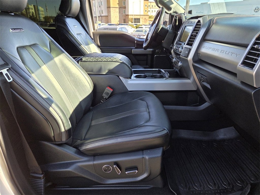 Used 2019 Ford F350 Platinum w/ Platinum Ultimate Package image 20