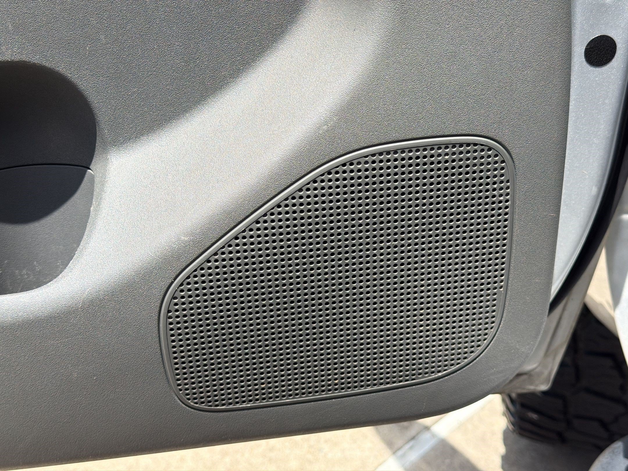 Used 2020 Nissan Frontier SV RWD image 24