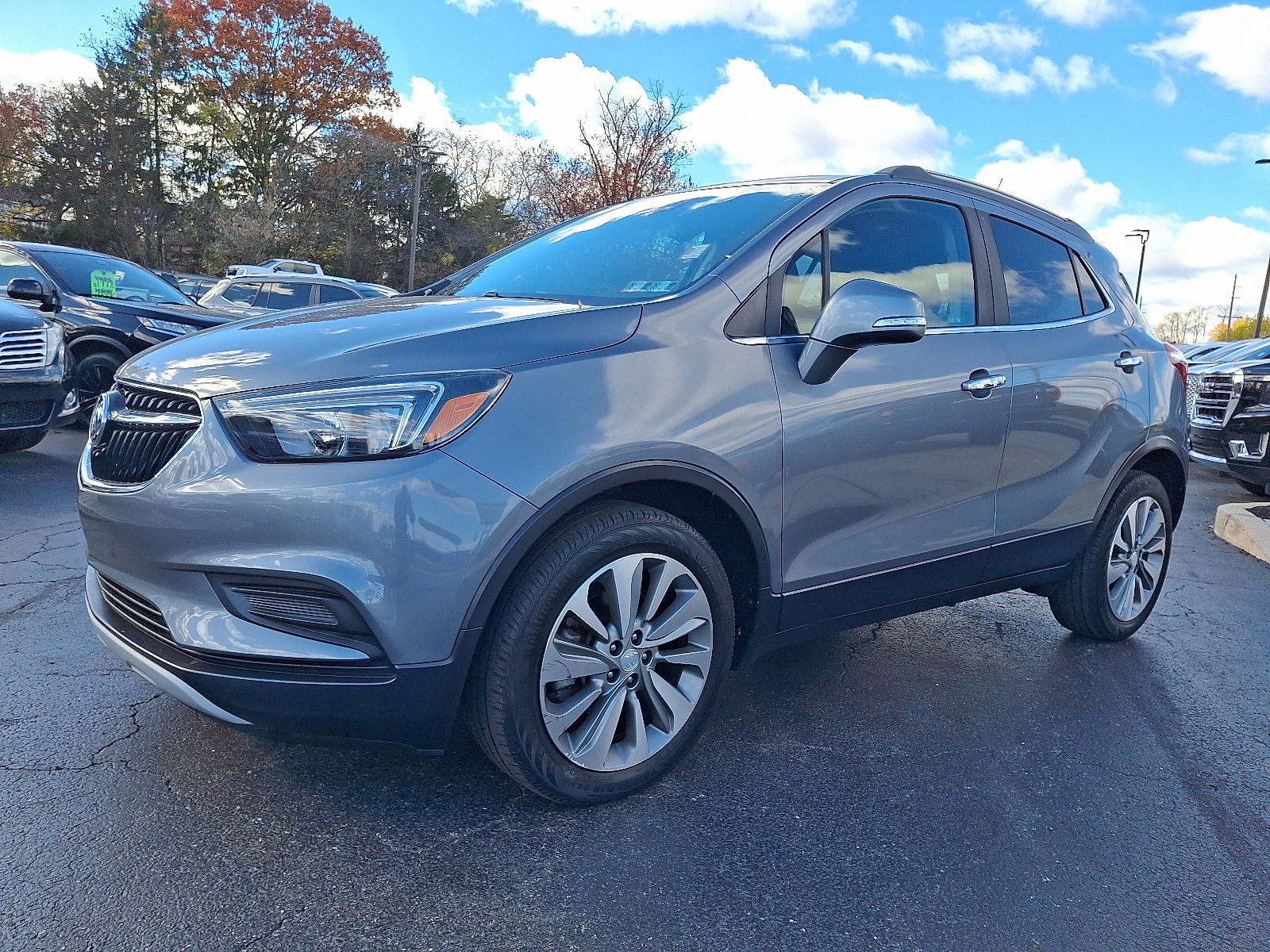 Used 2019 Buick Encore Preferred image 3