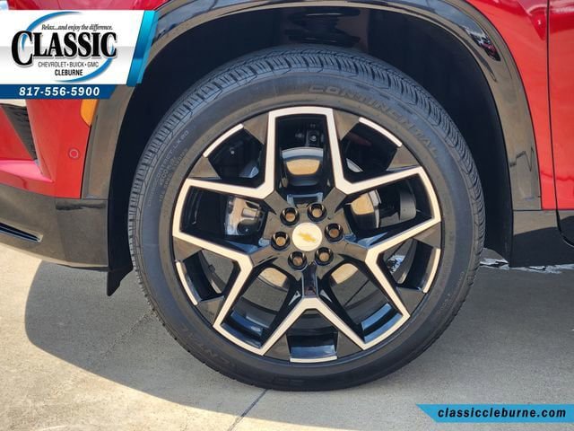 Used 2026 Chevrolet Traverse High Country w/ LPO, Floor Liner Package FWD image 13