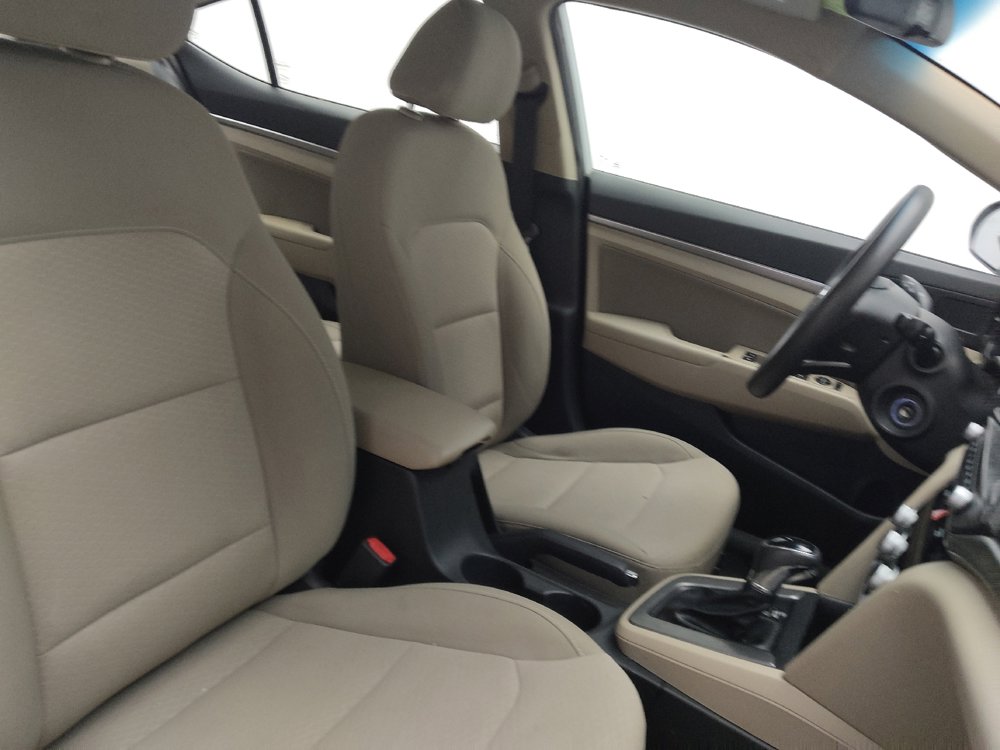 Used 2020 Hyundai Elantra SEL image 21
