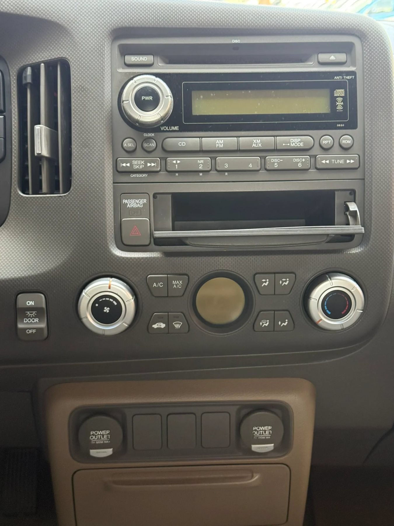 Used 2008 Honda Ridgeline RTX image 29