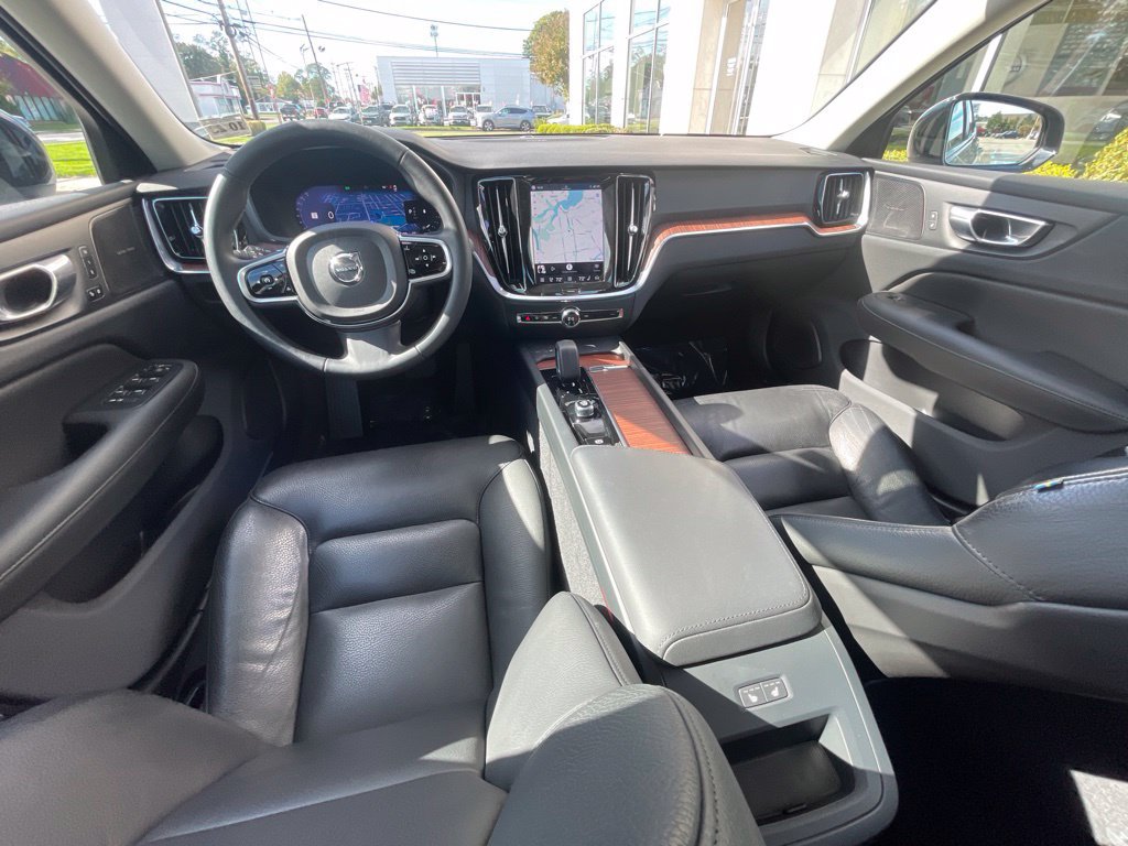 Certified 2024 Volvo S60 B5 Plus w/ Climate Package AWD/4WD image 18