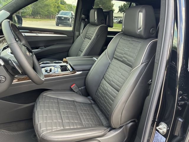 New 2026 Cadillac Escalade Platinum Sport w/ LPO, ONYX Package AWD/4WD image 21