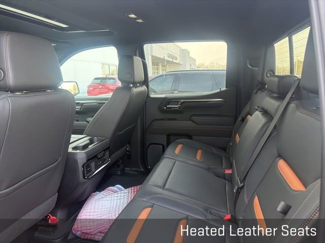 Used 2023 GMC Sierra 1500 AT4 w/ AT4 Premium Package image 9