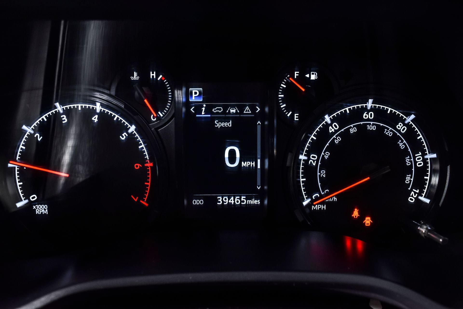 Used 2024 Toyota 4Runner SR5 AWD/4WD image 19