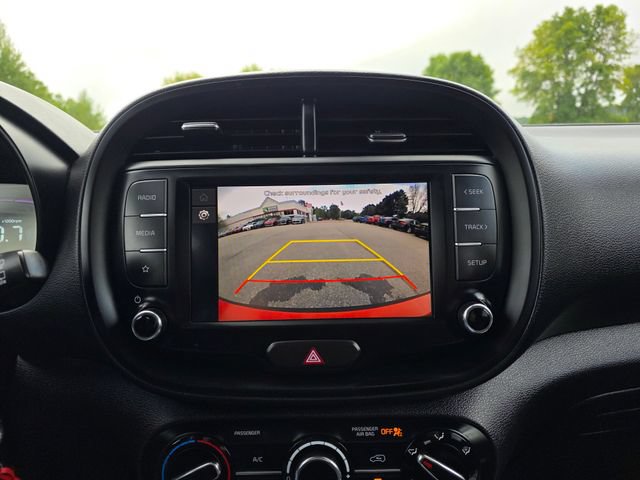 Certified 2023 Kia Soul LX FWD image 26
