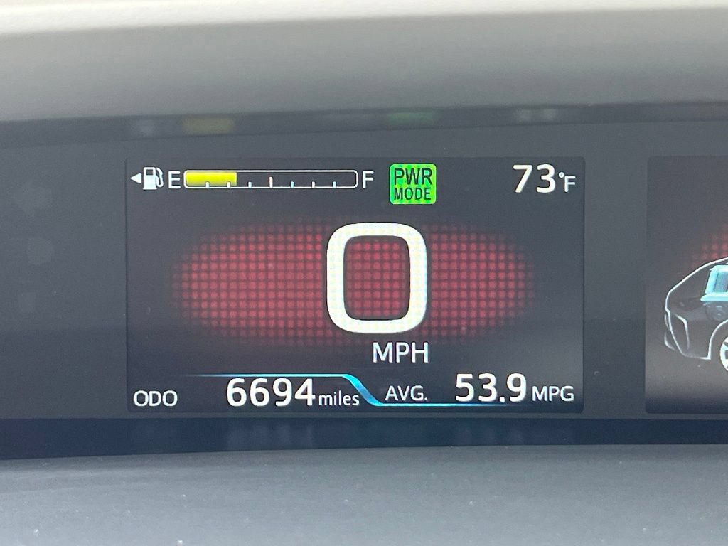 Certified 2022 Toyota Prius LE FWD image 34