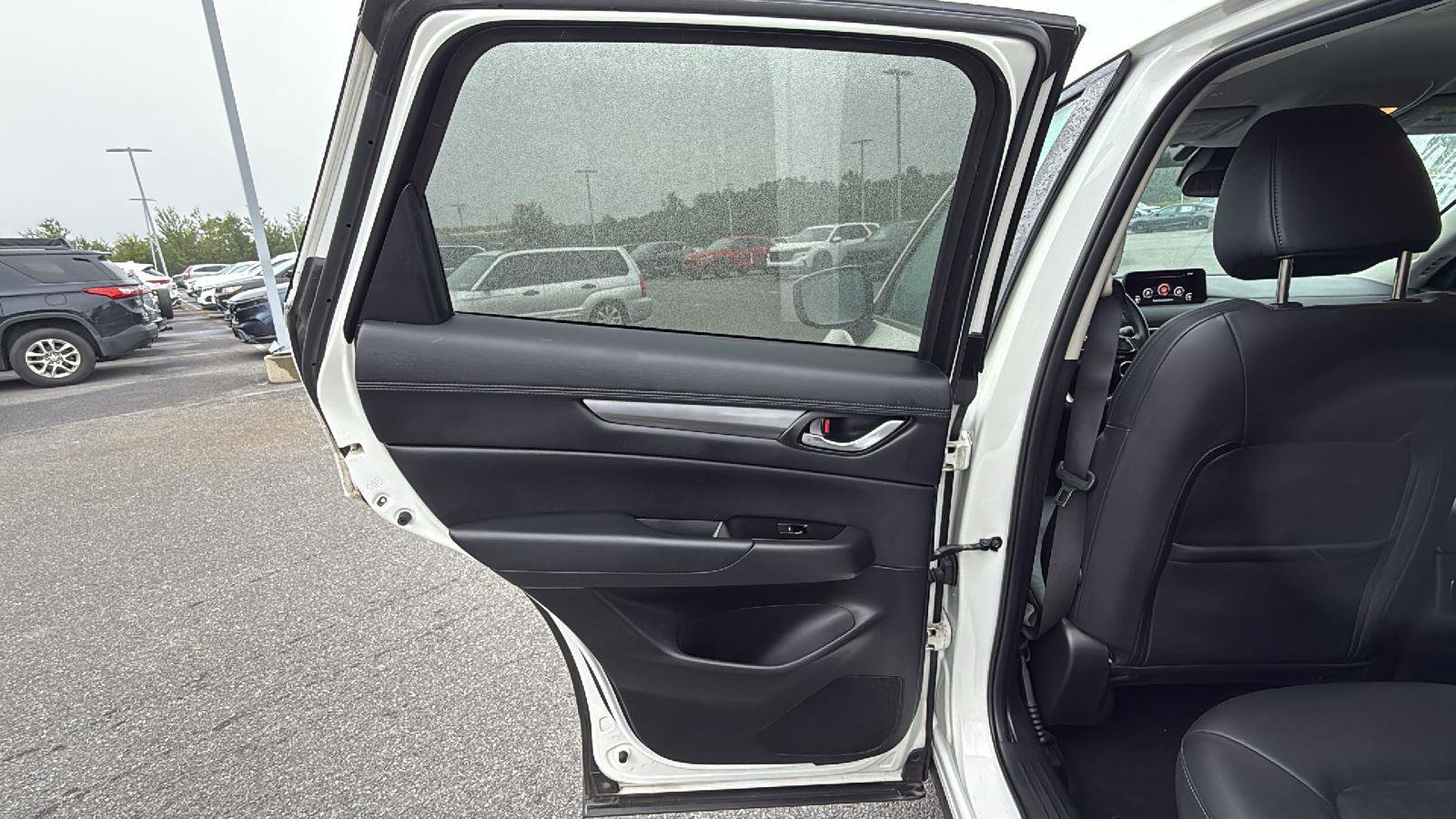 Used 2020 MAZDA CX-5 Touring image 22