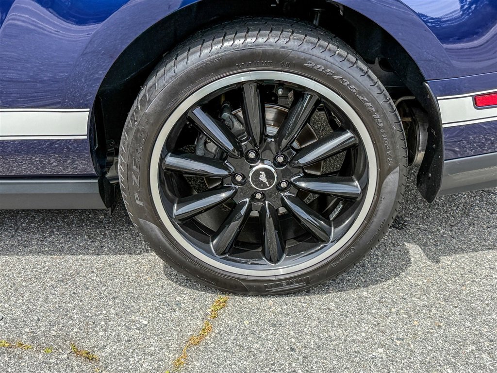 Used 2012 Ford Mustang Boss 302 w/ Boss 302 Accessory Pkg RWD image 19