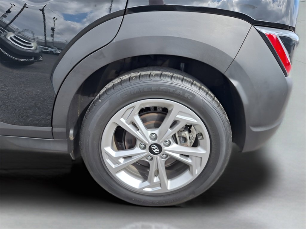 Used 2023 Hyundai Kona SEL w/ Cargo Package image 21