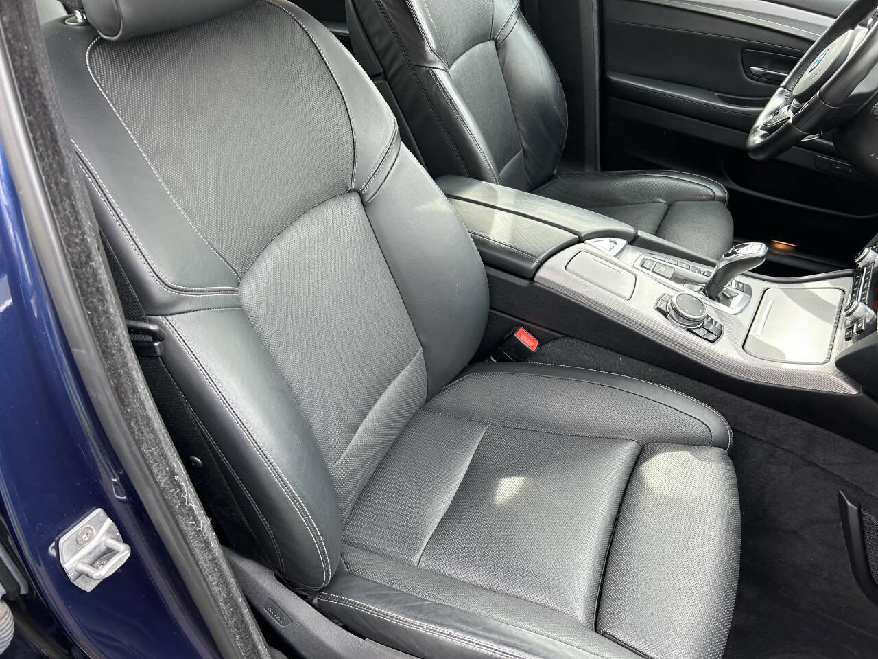 Used 2015 BMW 535i xDrive Sedan AWD/4WD image 28