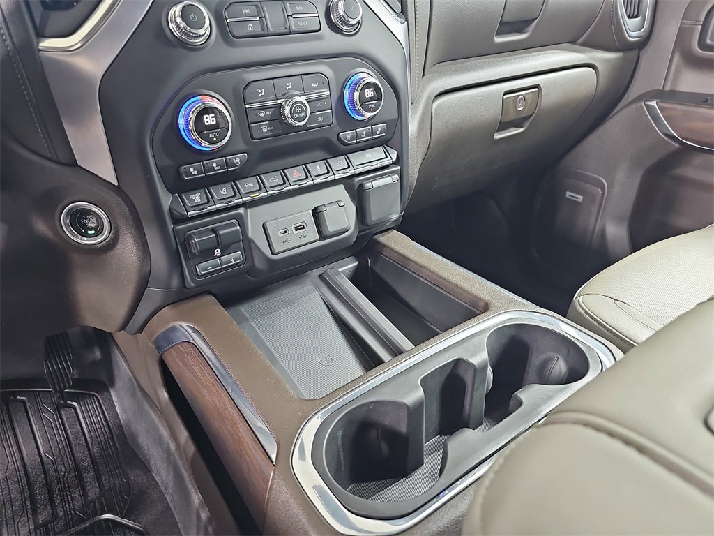 Used 2020 GMC Sierra 3500 SLT w/ SLT Premium Plus Package image 31