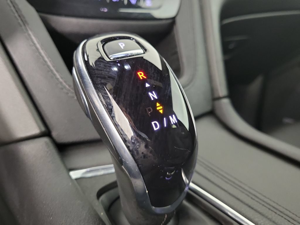 Certified 2024 Cadillac XT5 Luxury FWD image 29