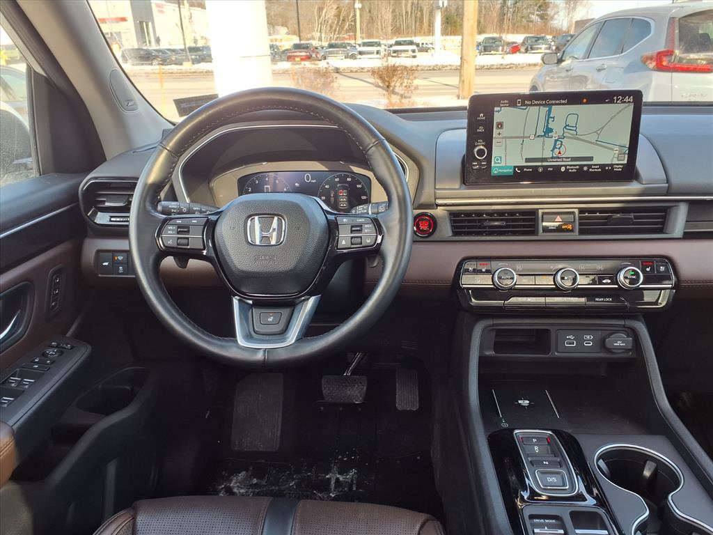 Used 2024 Honda Pilot Elite image 9