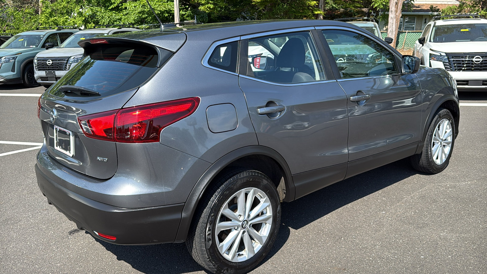 Used 2019 Nissan Rogue Sport S w/ Appearance Package AWD/4WD image 24