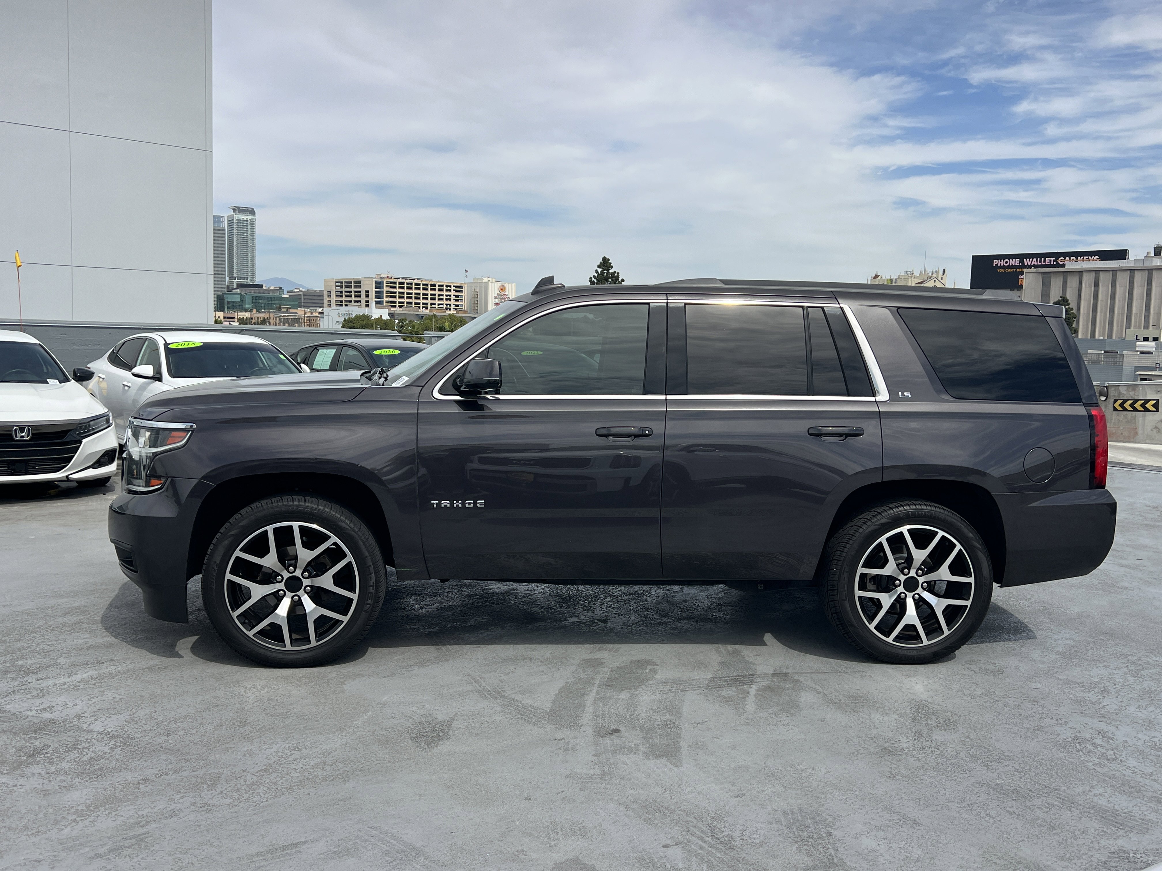 Used 2016 Chevrolet Tahoe LS image 3