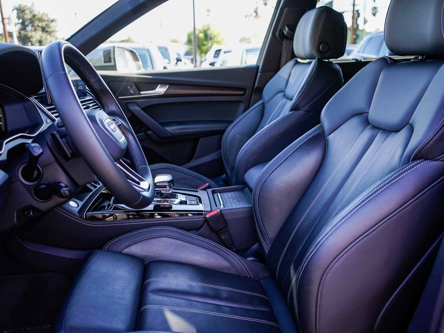 Used 2023 Audi Q5 2.0T Prestige w/ Prestige Package image 17