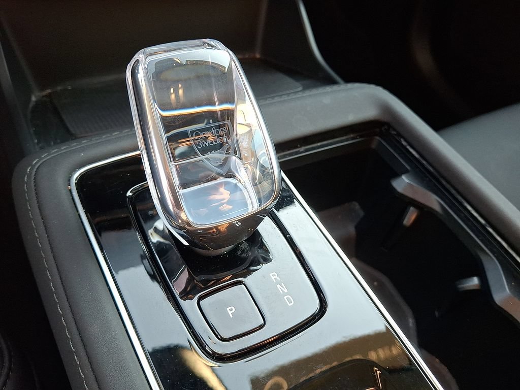 Certified 2026 Volvo XC90 B6 Plus AWD/4WD image 18