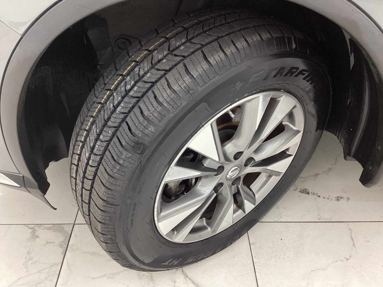 Used 2020 Nissan Murano SV image 44