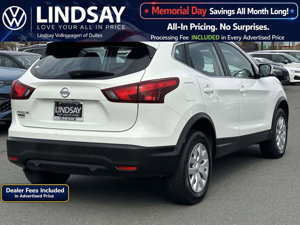 Used 2018 Nissan Rogue Sport S FWD image 7