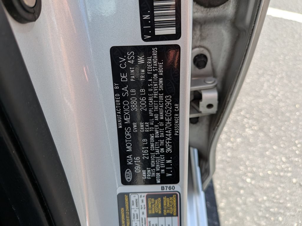 Used 2017 Kia Forte LX FWD image 36