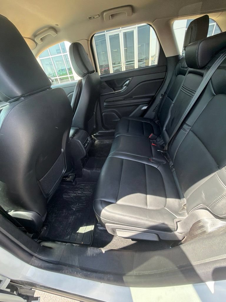 Used 2025 Lincoln Corsair FWD image 18
