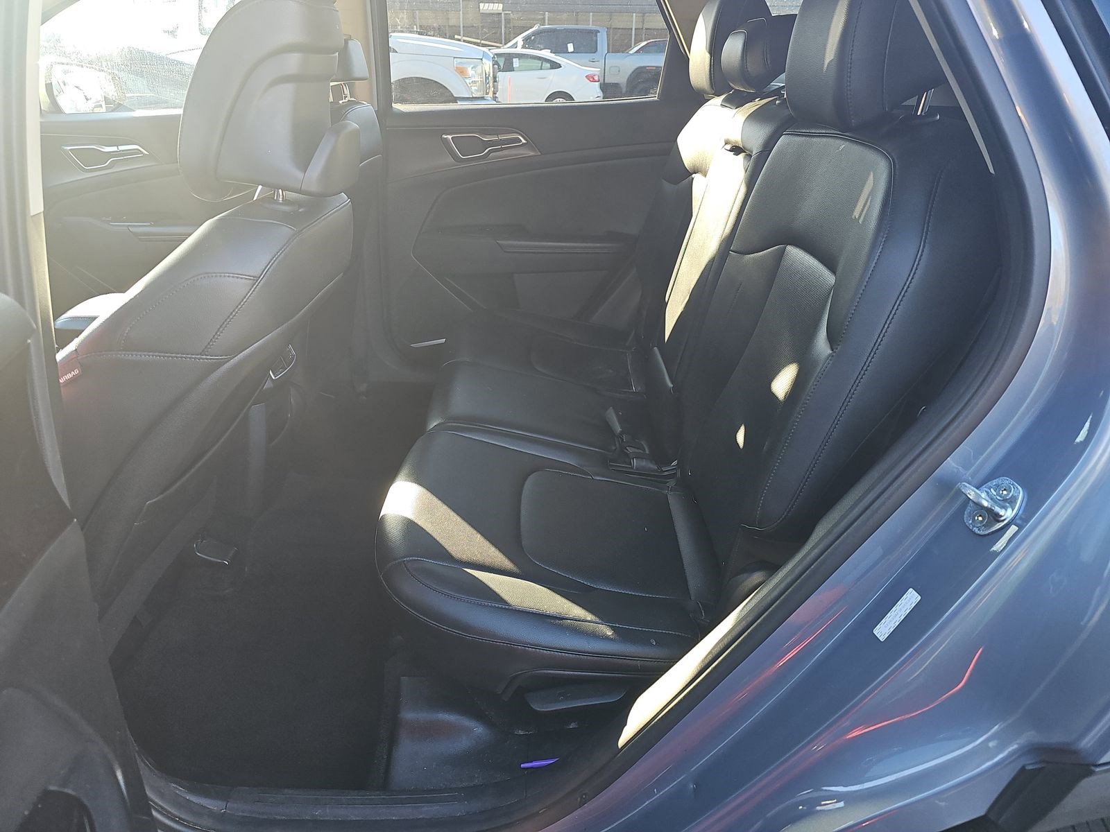 Used 2023 Kia Sportage EX image 10