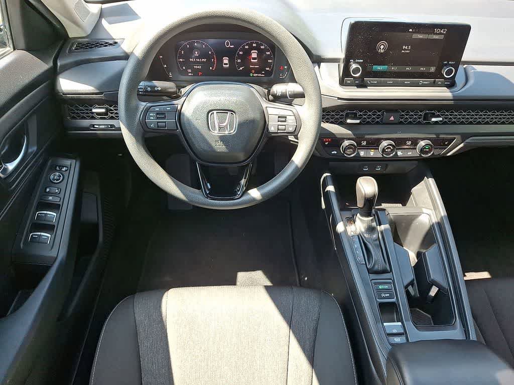 Certified 2025 Honda Accord SE image 21