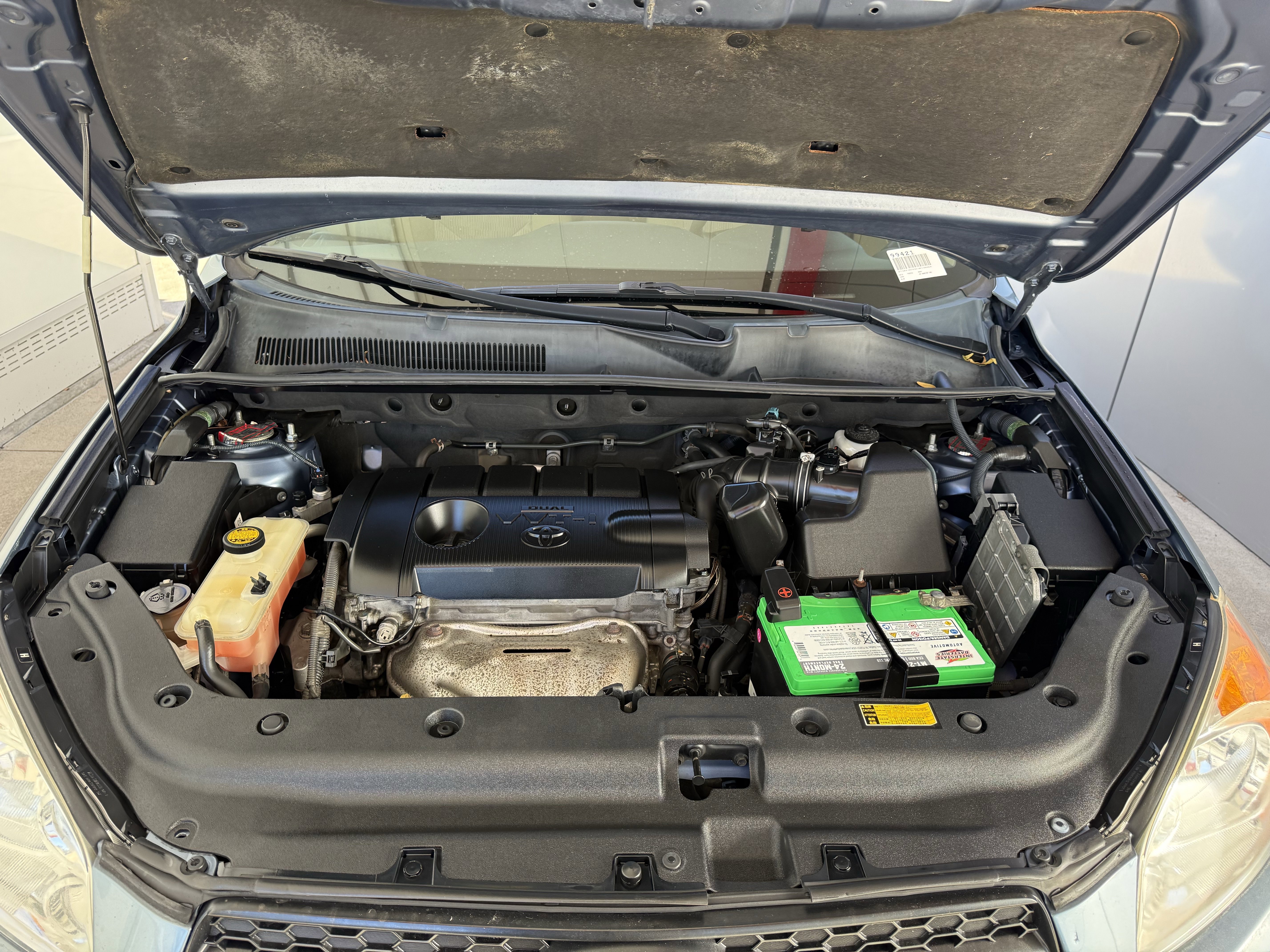 Used 2012 Toyota RAV4 FWD w/ 3rd Row image 33