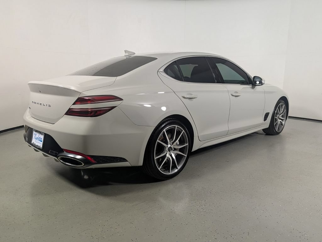Used 2026 Genesis G70 2.5T RWD image 8