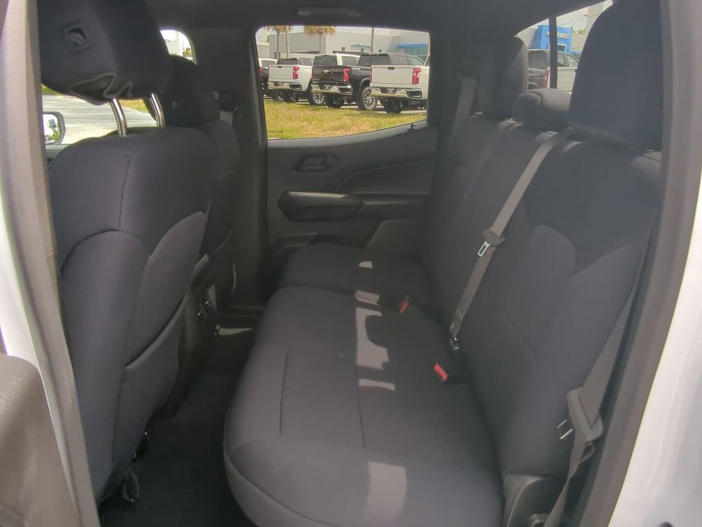 Used 2025 Chevrolet Colorado W/T w/ WT Custom Package RWD image 12